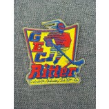 Corte de calor barato logotipo personalizado patch bordado com adesivo hot melt