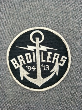 Cheap Custom Souvenir Embroidery Badge Patch for Iron-on Clothing