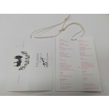 Groothandel aangepaste hoge kwaliteit geopend en gevouwen paPier kledingstuk LaBel
