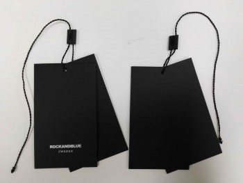 Wholesale customized high quality Black Card Silkcreen Printed Clothing Hangtag