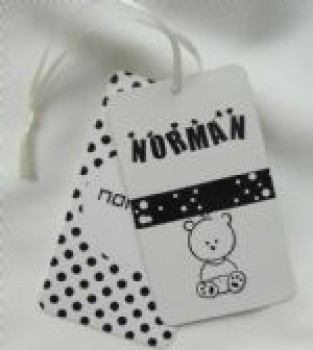 Wholesale customized high quality White Coated Paper Quality Garment Hangtags