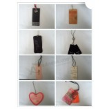 Groothandel aangepaste hoge kwaliteit allerlei kledinghangers hangLaBels