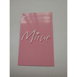 Atacado personalizado de alta qualidade impresso design rosa com laminado lustroso em lados hangTag