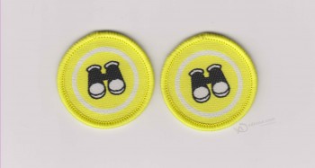 Groothandel op maat gemaakt hoog-Einde gele Basis zwarte tekst kleine geweven Badge
