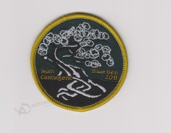 Groothandel op maat gemaakt hoog-Eind merrieveulen ronde vorm kledingstuk geweven Badge