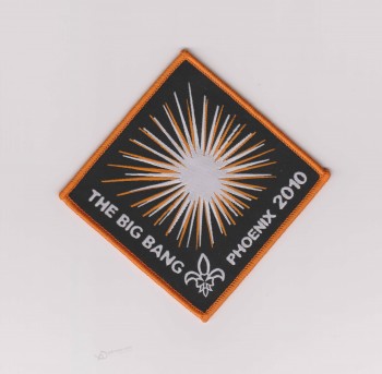 Wholesale customized high-end Diamond Design Shape Garment Woven Badge