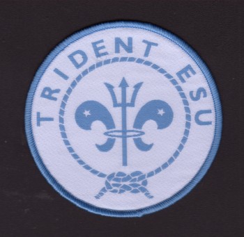 Wholesale customized high-end Round Shape Overlocking Border Woven Badge