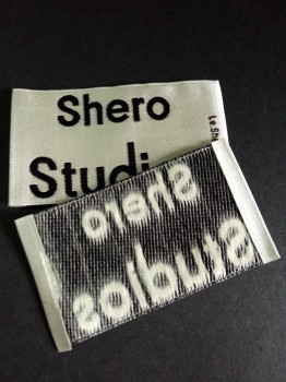 Wholesale customized high-end Taffeta Quality for Garment Satin Quality Main Woven Label