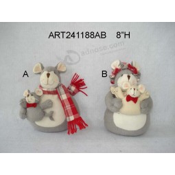 Wholesale 8"H Christmas Decoration Mouse Couple Holding Babies-2asst