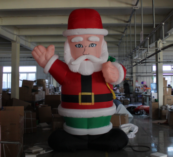 Babbo Natale gonfiabile con deSign perSonalizzato per la vendita