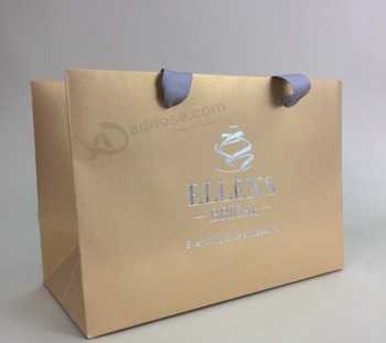 Diseño personalizado de bolsas de papel de alta calidad con logotipo impreso