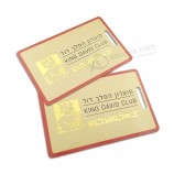 Op maat plastic label hang tag pvc hang tag