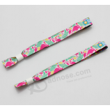뜨거운 판매 quanlity 짠된 폴 리 에스테 르 wristbands 도매 최소 주문