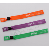 Heißer Verkauf billig Großhandel benutzerdefinierte Premium VIP Armband für Veranstaltungen