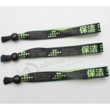 Benutzerdefinierte logo eu standard benutzerdefinierte band stoff armband probe kostenlos