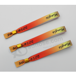 Trendiges individuelles Logo bedruckte farbenfrohe freundliche Armbänder für das Gurtband