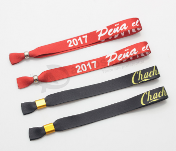 Un personnalisé-L'utilisation du temps festival événement polyester tissé bracelet