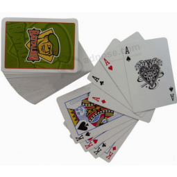 Китай поставщик дешевых пользовательских покерных игральных карт