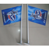 HEtE vErkopEndE buitEn gEmontEErdE muurvlag voor rEclamE
