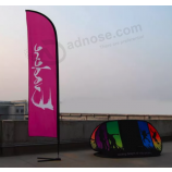 BandEira dE pEnas dE vEnda quEntE assina bandEiras dE swoopEr dE igrEja