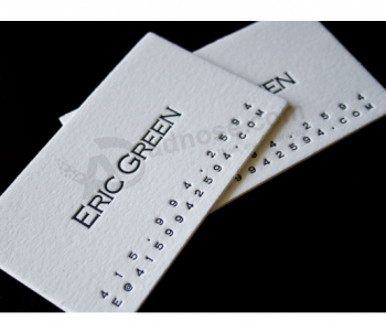 Elegante tarjeta de presentación de letterpress de diseño de tarjeta de visita