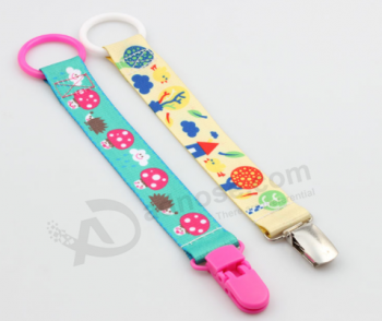 Baby pacifier plastic dummy clip baby feeding pacifier clip