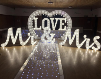 De heer en mevrouw ondertekenen op maat ontwerp acryl led letters