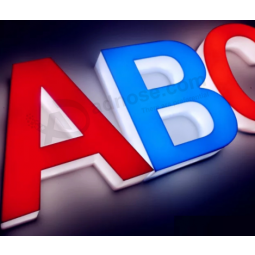 Rode acryl geleide alfabetbrief voor winkelteken
