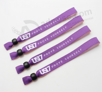 Vente chaude bracelet en tissu logo personnalisé pour les vacances d'été