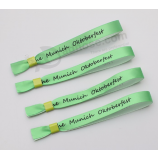 Pulseiras de tecido barato e personalizado para o festival