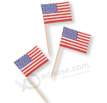 Американский зубочистский флаг выбирает коктейльные палочки обычай