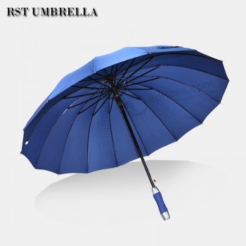 Ombrello cinese all'ingrosso di alTa qualiTà di golf anTivenTo generi differenTi di ombrelli