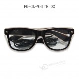 Wit licht El wirE framEd glassEs El EvEnt zonnEbril