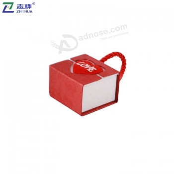 Zhihuaブランド卸売最高品質のカスタムサイズのカラーペーパー材料イヤリングリングジュエリー包装手の携帯リングボックス