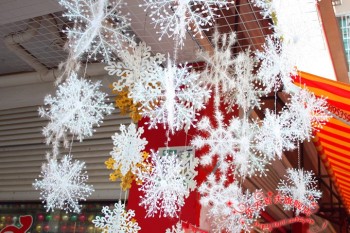3D White Snowflake Hanging Garland Flags for Christmas, Home Decor, Holiday, New Years Party Supply
