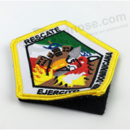 2018 fashion hook and loop embroidery patch custom