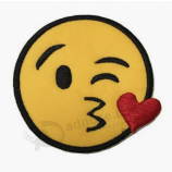 Bordado emoji parche logotipo personalizado bordado insignias de ropa