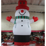 Homem de neve inflável gigante para publicidade de Natal