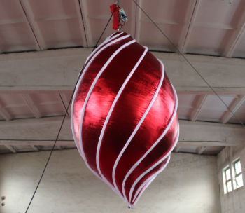 Pendure o balão decorativo inflável do Natal com luz