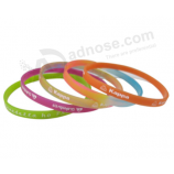 Promotion debossed Tinte gefüllt Silikonarmband