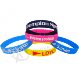 Lose billig geprägtes Logo Silikon Gummi Armbänder Armband