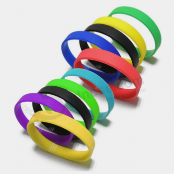 Cadeaux promotionnels plaine bracelet en silicone bracelet pas cher
