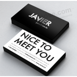 職業ビジネスバウチャー招待状のカードデザインが印刷されています