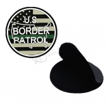 Logo-Patches aus geprägtem, weichem Gummi mit Klettverschluss