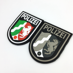 Distintivi in ​​gomma air force personalizzati cuciti su badge in silicone