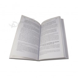 Chine gros fabricant d'impression blanche à couverture souple du livre de roman à couverture souple