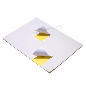 Glänzendes gegossenes Aufkleberpapier des Formats A4 glühen