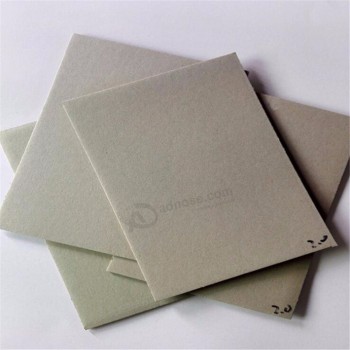 Cartón aglomerado gris reciclado de 2mm de espesor en lámina