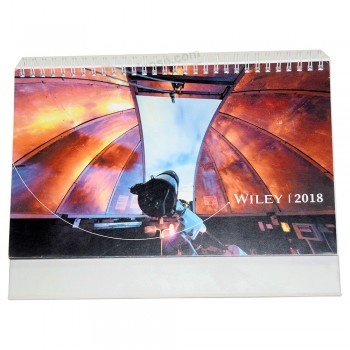 China Suppliers Cardboard Desk Calendar Full Color Table Calendar Printing For Custom-Made Full Color