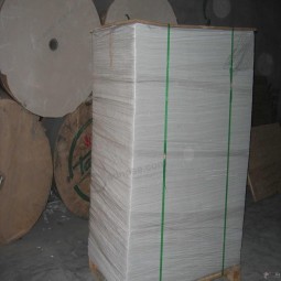 Fabbrica di alta qualita carta da giornale stampa a colori carta da imballaggio carta pe rotoli di carta da giornale patinata